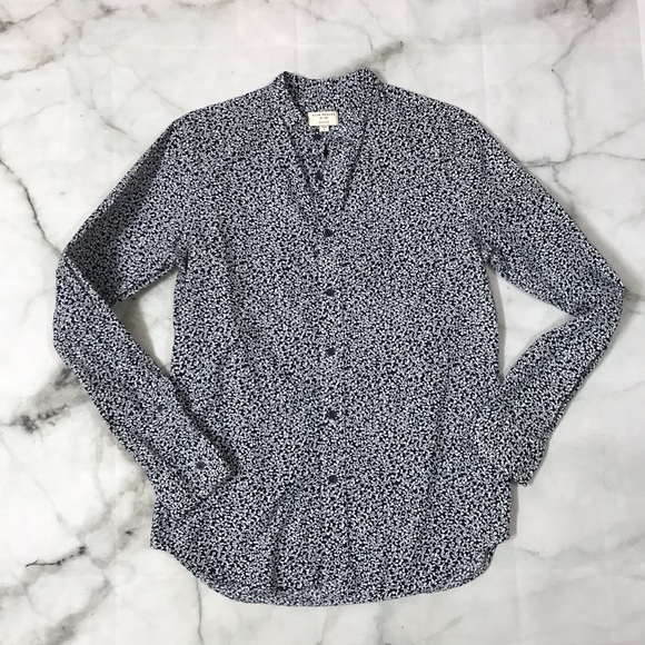 Club Monaco Other - Club Monaco Slim Fit Button Down